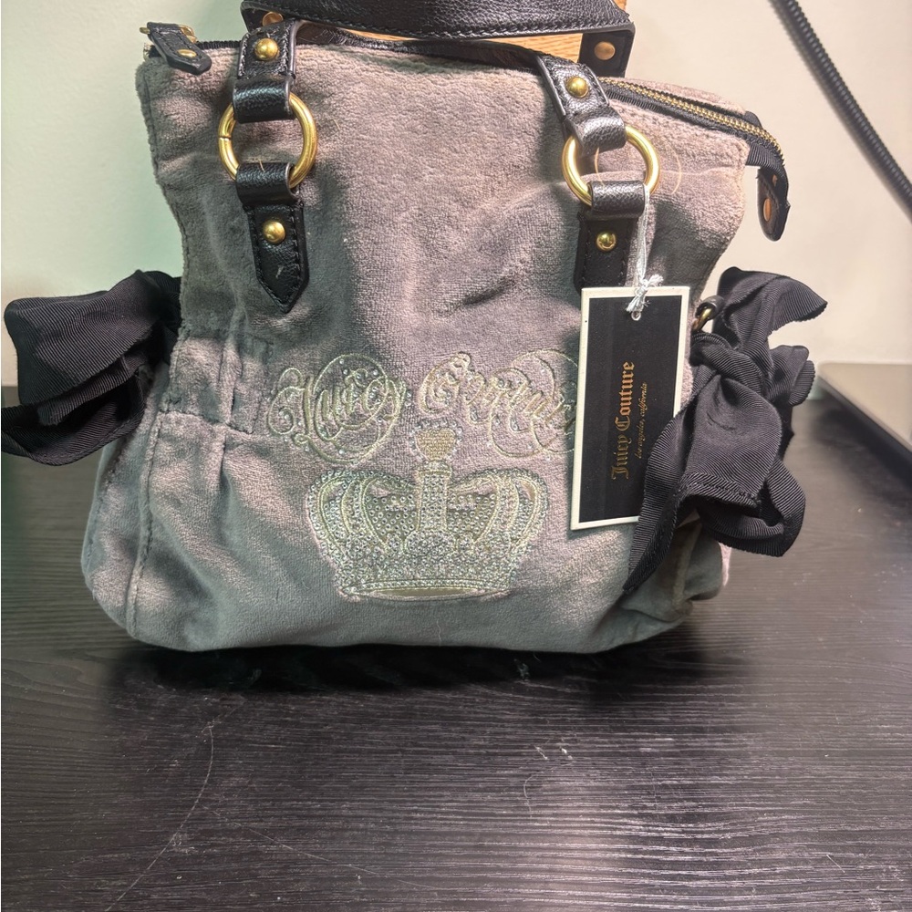 Juicy couture Purse NWT Gray and Black